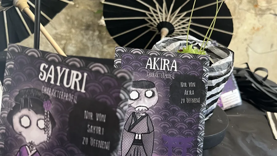 Charakterkarten im Morty-Stil, jede Figur mit einem Geheimnis